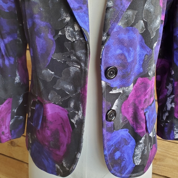 Michael Kors flower blazer EUC - Picture 9 of 9